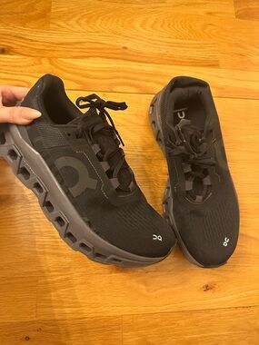 On Running Athletic Shoes in Black and Gray